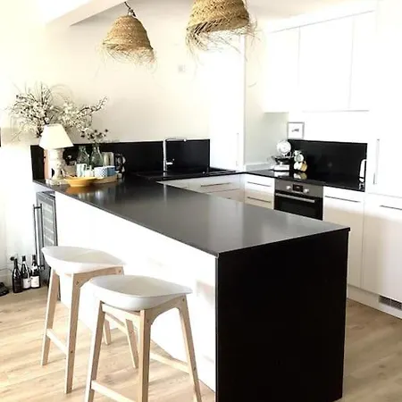 Moderne Hyper Centre, Marche Plein Sud *