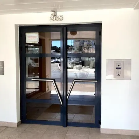 Moderne Hyper Centre, Marche Plein Sud *